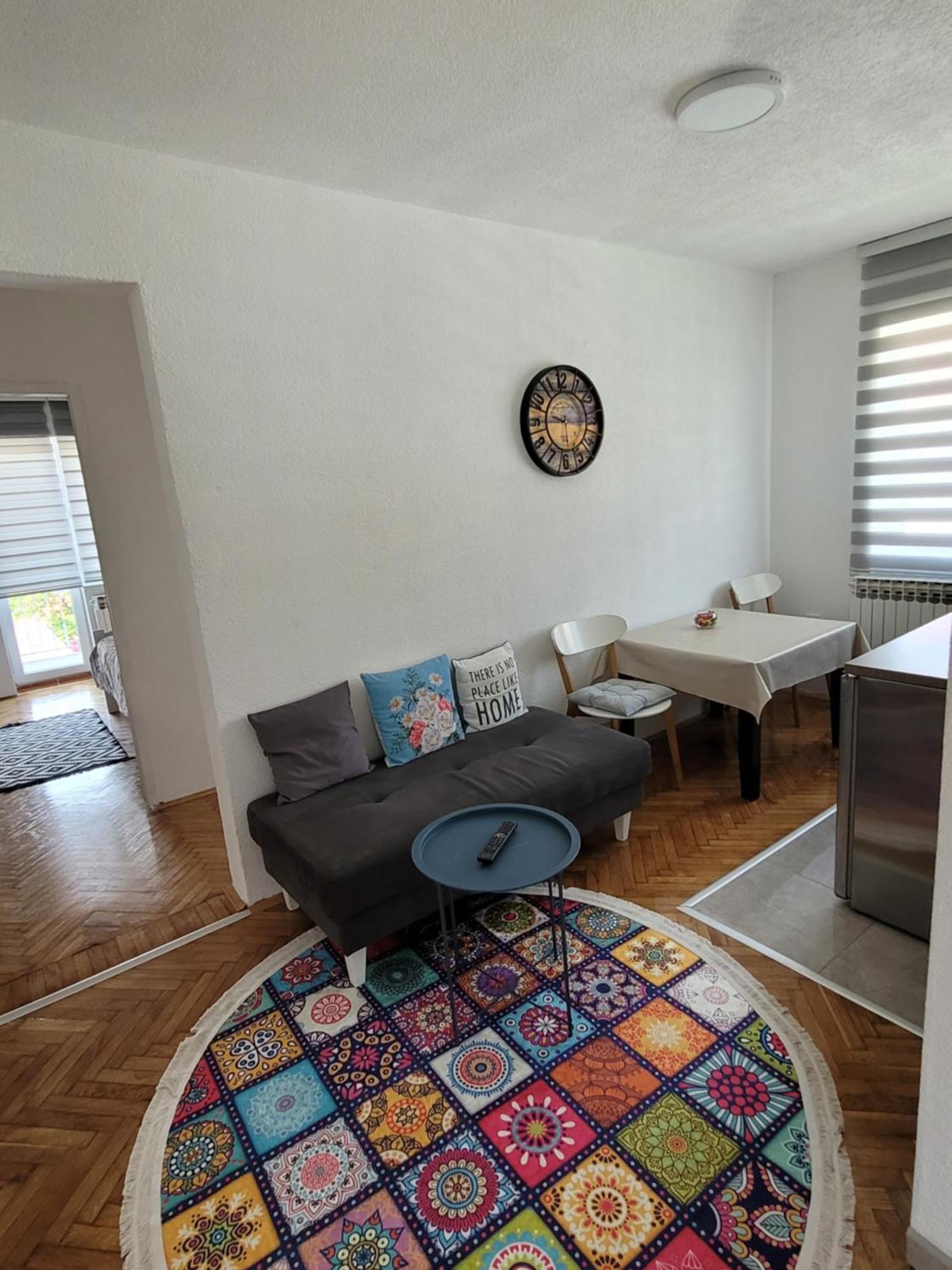 Apartmani Elegance Tuzla Buitenkant foto