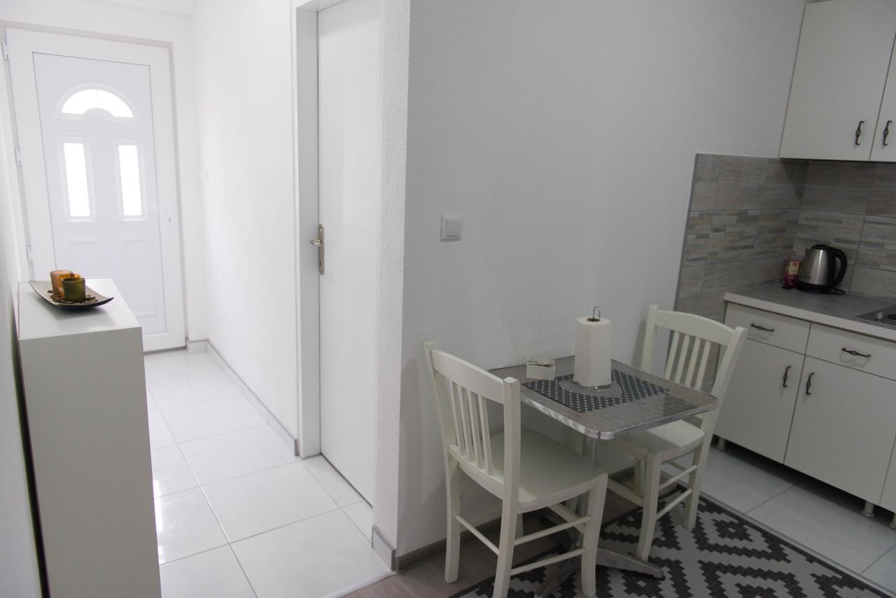 Apartmani Elegance Tuzla Buitenkant foto